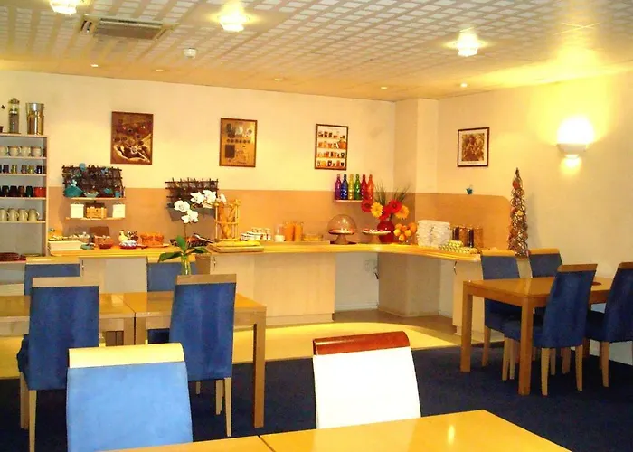 Hotel Foch